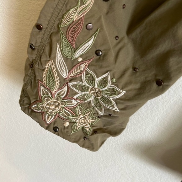 Vintage Y2K Miss Me Flare Low RiseCargo Womens Pants with embroidered detail - Picture 4 of 16